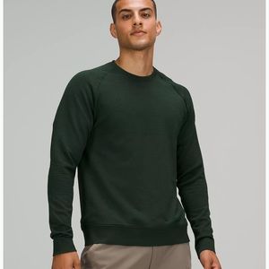 Lululemon engineered warm long sleeve crew